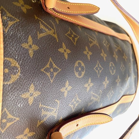 Louis Vuitton Bucket Vintage GM Monogram Canvas - Picture 7 of 12